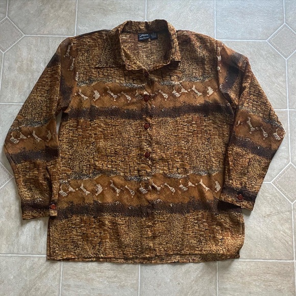 Animal Print Button Down - Picture 4 of 6